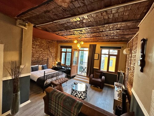 Port Suites Karaköy