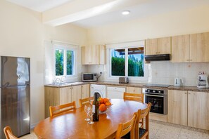 Fridge, microwave, oven, dishwasher - Villa Christos - Two Bedroom Villa, Sleeps 4 (Argaka)