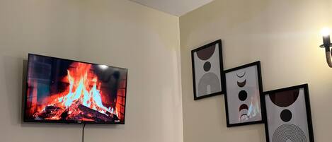 熨斗/熨衫板、Wi-Fi、床單