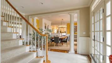 House (Multiple Bedrooms) | Interior