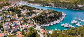 Villa Milna Bay, heated pool, Milna, Brač Island
