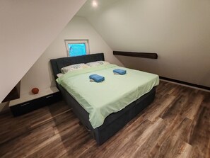 1 habitación, internet y ropa de cama 