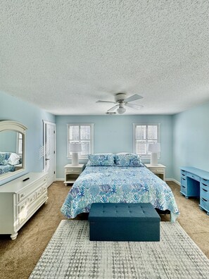 4 Schlafzimmer, Bügeleisen/Bügelbrett, WLAN, Bettwäsche