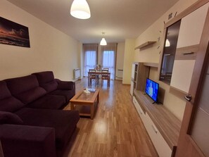 Classic Apartment | Living area | Flat-screen TV - Onda Atlántica  (Vilagarcia de Arousa)
