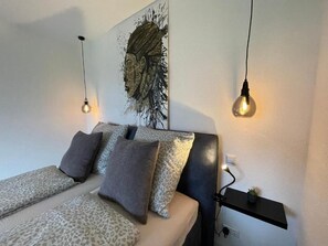 1 makuuhuone, työpöytä, vauvan matkasänky, ilmainen Wi-Fi