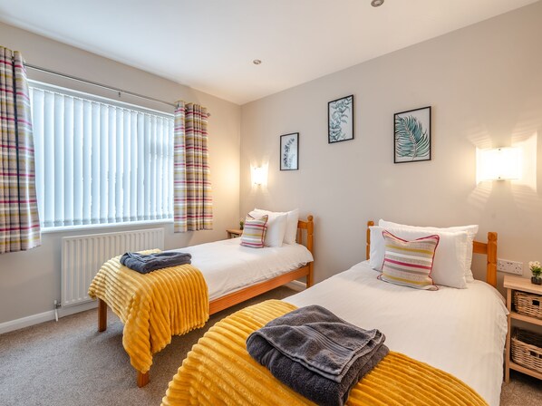 3 habitaciones, wifi gratis y ropa de cama 