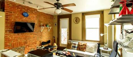 Älytelevisio, takka