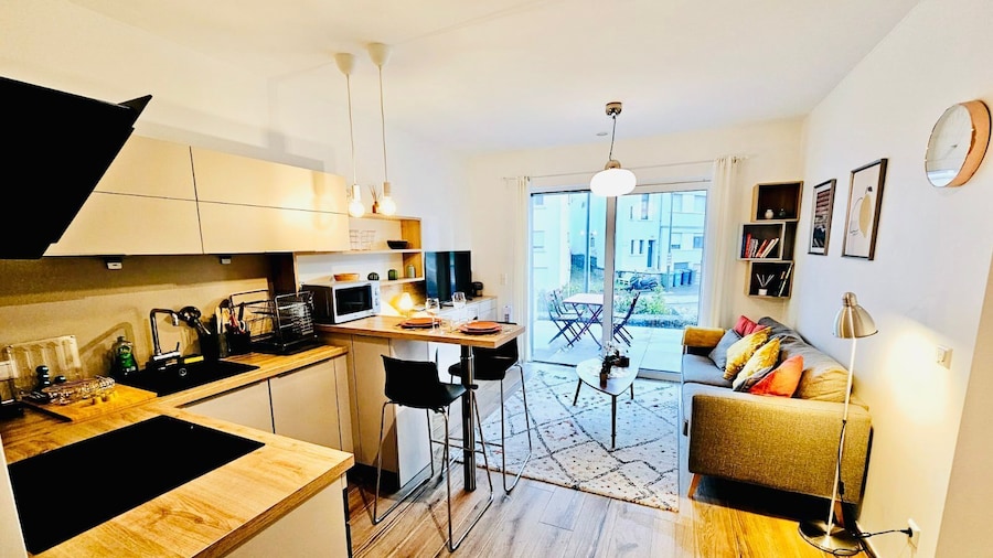 Lovely 1 bedroom flat with terrace