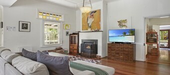 Quinees Charming Mountain Cottage