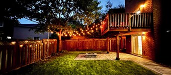 Bright and Modern 2BR Apartment, Adventure-Local Delights Await! Family & Group
