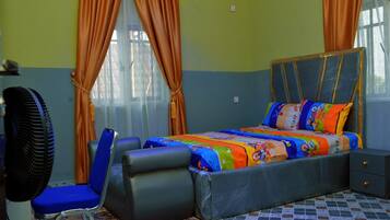 2 bedrooms, WiFi, bed sheets