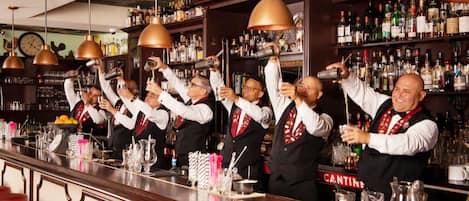 Bar (en la propiedad)