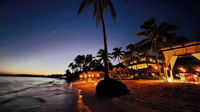 Romantic Getaway in the Jungle with AC
