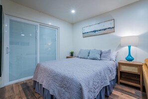 1 chambre, fer et planche Ă repasser, Wi-Fi gratuit, draps fournis