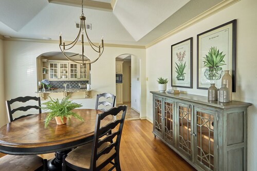 Take a Deep Breath and Simply Relax in This Adorable Cottage with King Beds!