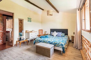 客房, 多張床, 山景 | 遮光窗簾/窗簾、隔音、熨斗/熨衫板、免費 Wi-Fi