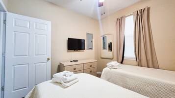 2 soverom, strykejern/-brett, wi-fi (inkludert) og sengetøy