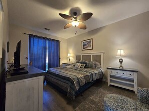 3 chambres, fer et planche à repasser, Wi-Fi gratuit, draps fournis