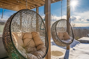 Terrace/patio - Epic Views, GameRm+Theatre, HTub, Sauna, 9mi Sunday River (Bethel)