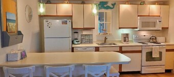 Located just steps from Wells Beach, Eastwinds 123 is perfect for your getaway.
