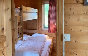 3 soverom og sengetøy