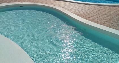 Dream getaway! seaview shell