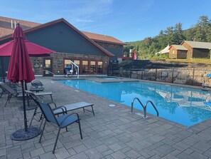 Piscine extérieure