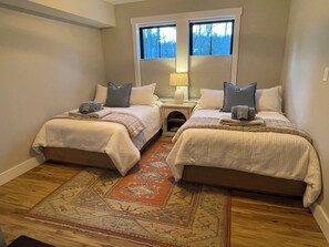 2 chambres, bureau, fer et planche à repasser, Wi-Fi gratuit