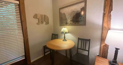 Pocahontas Lodge Room near Olympic National Park