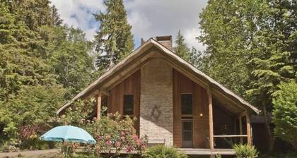 Pocahontas Lodge Room near Olympic National Park