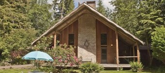 Pocahontas Lodge Room near Olympic National Park