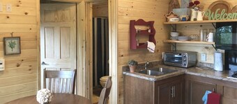 Cedar Heights Cabin Olympic Strait View