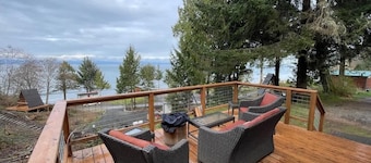 Cedar Heights Cabin Olympic Strait View