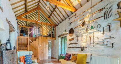 Upper House - UK48805