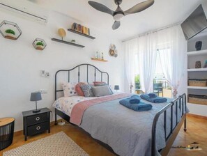 4 bedrooms, WiFi - Mi Casa Espanola (Cabo Roig)
