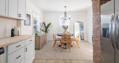 Walk to Dining, Room to Spread Out at Monroe Manor
