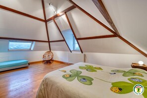 4 habitaciones, cuna de viaje y wifi gratis 