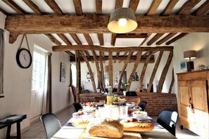 تناول الطعام