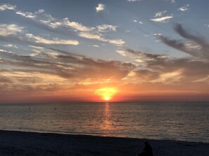Tæt på stranden