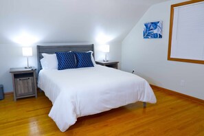4 bedrooms, iron/ironing board, travel crib, free WiFi