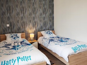 2 Schlafzimmer, Reisekinderbett, kostenloses WLAN
