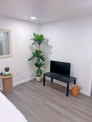3 chambres, fer et planche à repasser, Wi-Fi gratuit, draps fournis