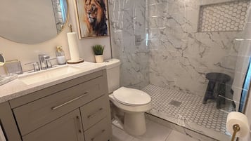Towels, toilet paper