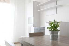 Dining - SE141 – Comfortable two-room apartment facing the sea (Senigallia)