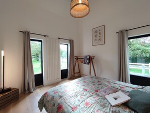 2 Schlafzimmer, Reisekinderbett, kostenloses WLAN