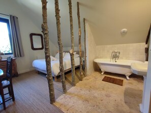 3 bedrooms, travel crib, free WiFi