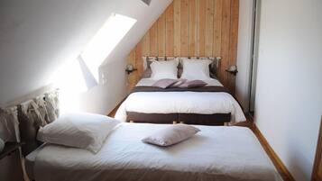 4 quartos, berço de viagem, Wi-Fi de cortesia