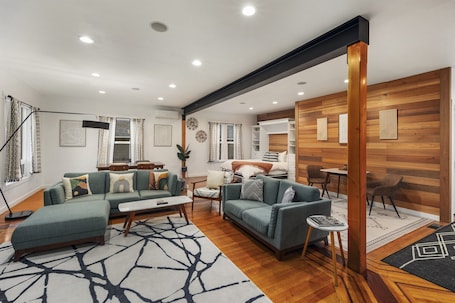Interior. 1st floor in Duplex Chic 1BR Close to Mt. Rainier