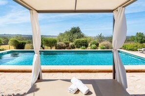 Pool - Country House 'Ses Cases' with Mountain View, Private Pool and Wi-Fi (Manacor)