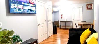 Lovely Loft Near NYC, EWR &
American Dream Mall